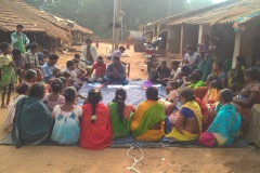 Village-meeting-at-Putikibalsa